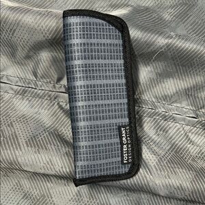 Foster Grant Gray Patterned Eyeglass Case
